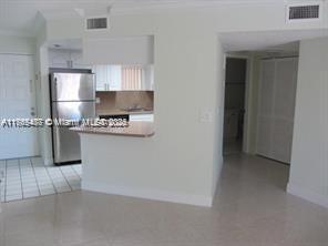 8343 Lake Dr 207, Doral, Florida 33166, HOA KỲ