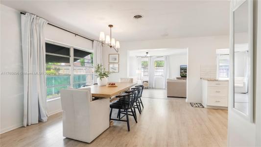 1671 NE 56th Ct, Fort Lauderdale, Florida 33334, USA