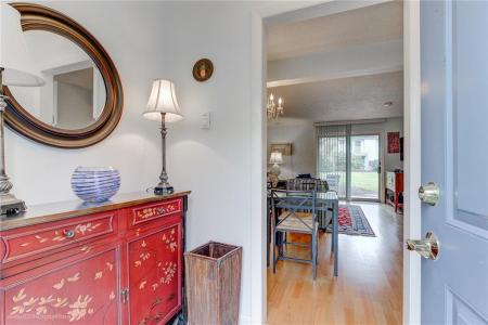 364 Bellevue Avenue 4-D, Newport, RI 02840, USA