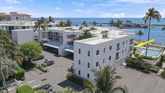 120 Inlet Way 208, Palm Beach Shores, Florida 33404