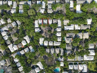 9871 NW 2nd Court, Plantation, Florida 33324