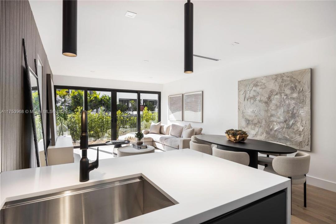 200 Sunrise Dr 200D, Key Biscayne, Floride 33149, États-Unis