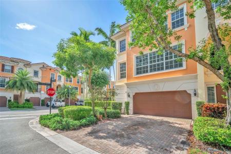 616 NE VENEZIA LANE 616, Boca Raton, Florida 33487, USA