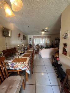12665 NE 16th Ave 15, North Miami, Florida 33161, USA