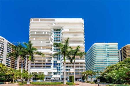 10155 Collins Ave 1009, Bal Harbour, Florida 33154, USA