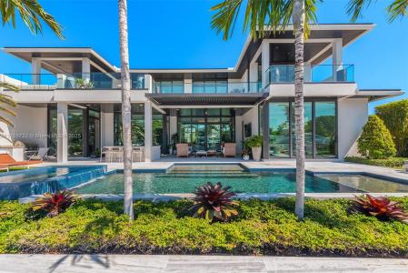 22 Isla Bahia Dr, Fort Lauderdale, Florida 33316, USA