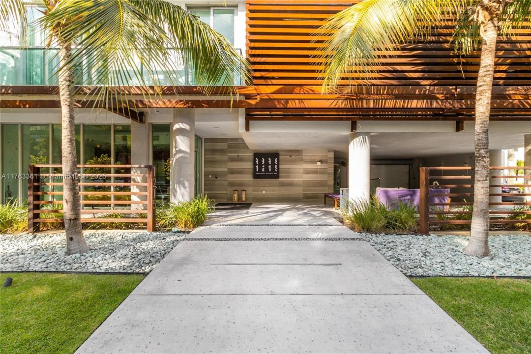 1215 West Ave 203, Miami Beach, Floride 33139, États-Unis
