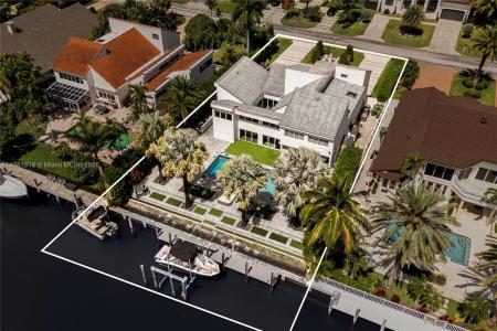 449 Holiday Dr, Hallandale Beach, Florida 33009, USA
