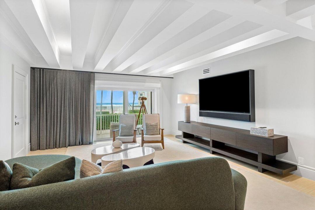 2613 N Ocean Boulevard W5, Gulf Stream, Florida 33483