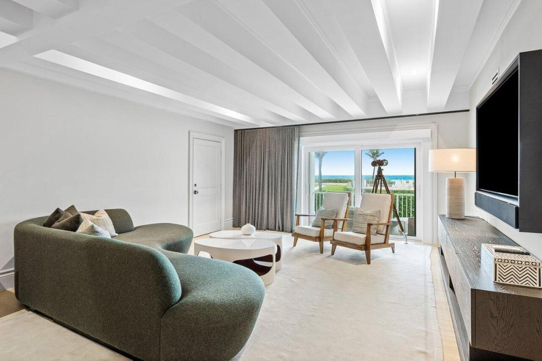 2613 N Ocean Boulevard W5, Gulf Stream, Florida 33483