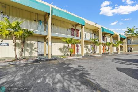 2331 N State Road 7 219, Lauderdale Lakes, Florida 33313