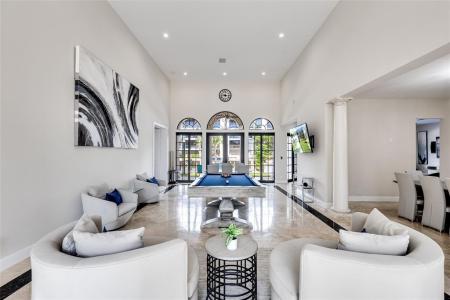 9 Fiesta Way, Nurmi Isles, Fort Lauderdale, フロリダ 33301, アメリカ合衆国