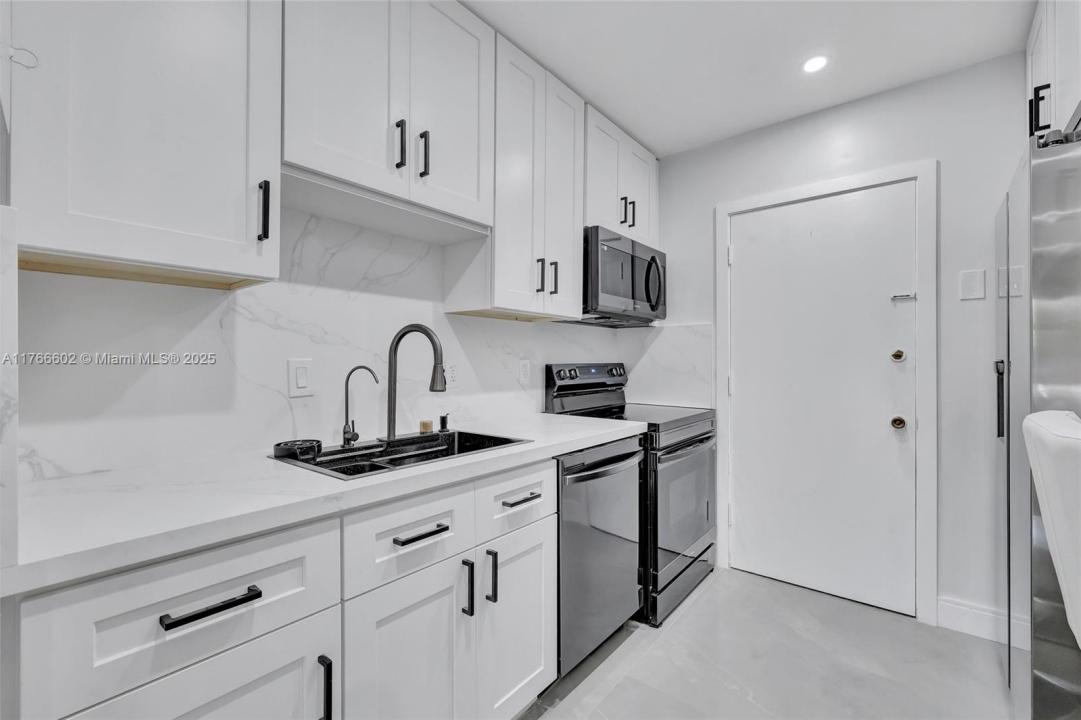 2271 NE 68th St 2026, Fort Lauderdale, Florida 33308, Estados Unidos