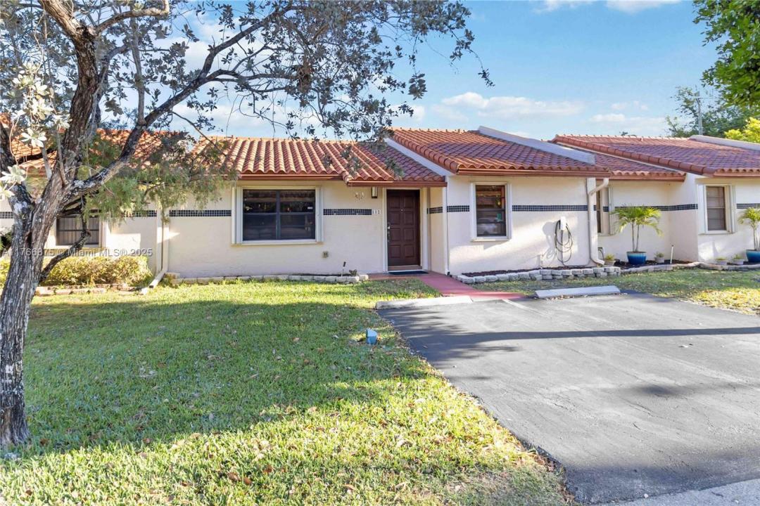 11217 SW 56th Cir, Cooper City, Florida 33330