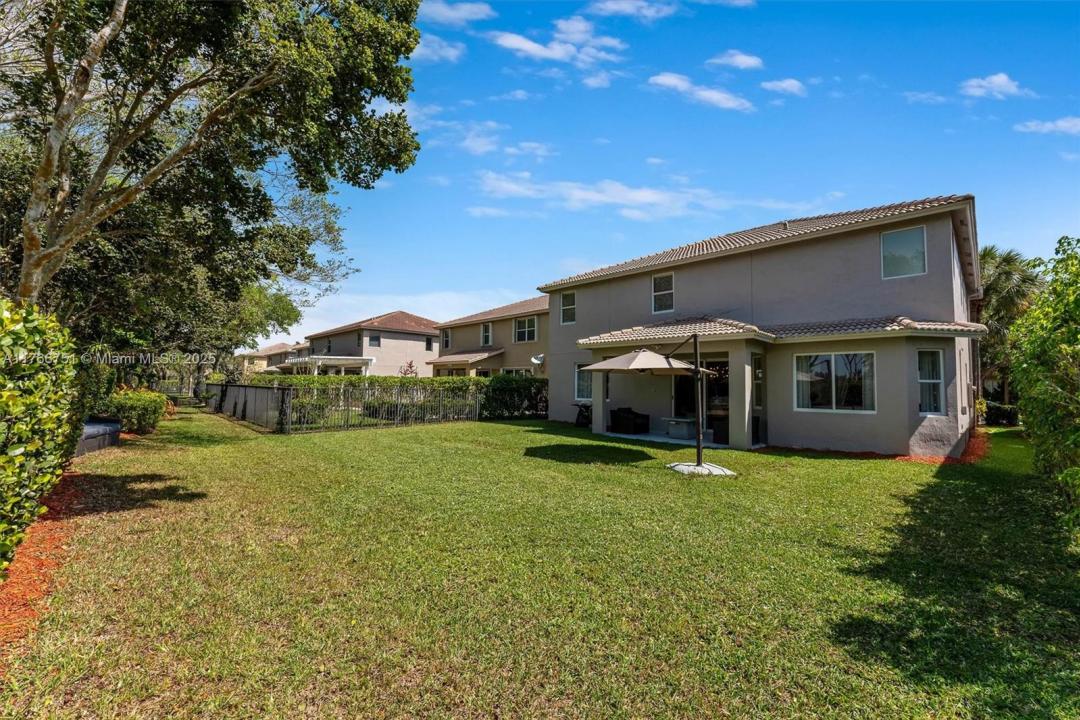 4075 Cascade Ter, Weston, Florida 33332, Amerika Birleşik Devletleri