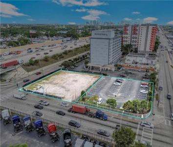 Miami, Florida 33150, USA