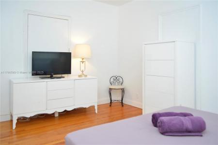 1021 Euclid Ave 3, Miami Beach, Florida 33139, USA