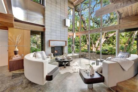 2410 SW 29th Way, Fort Lauderdale, Florida 33312, USA