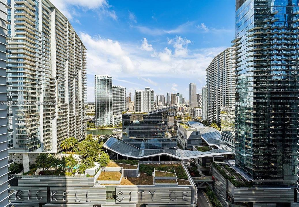 55 SW 9th St 1107, Miami, فلوريدا 33130, الولايات المتحدة