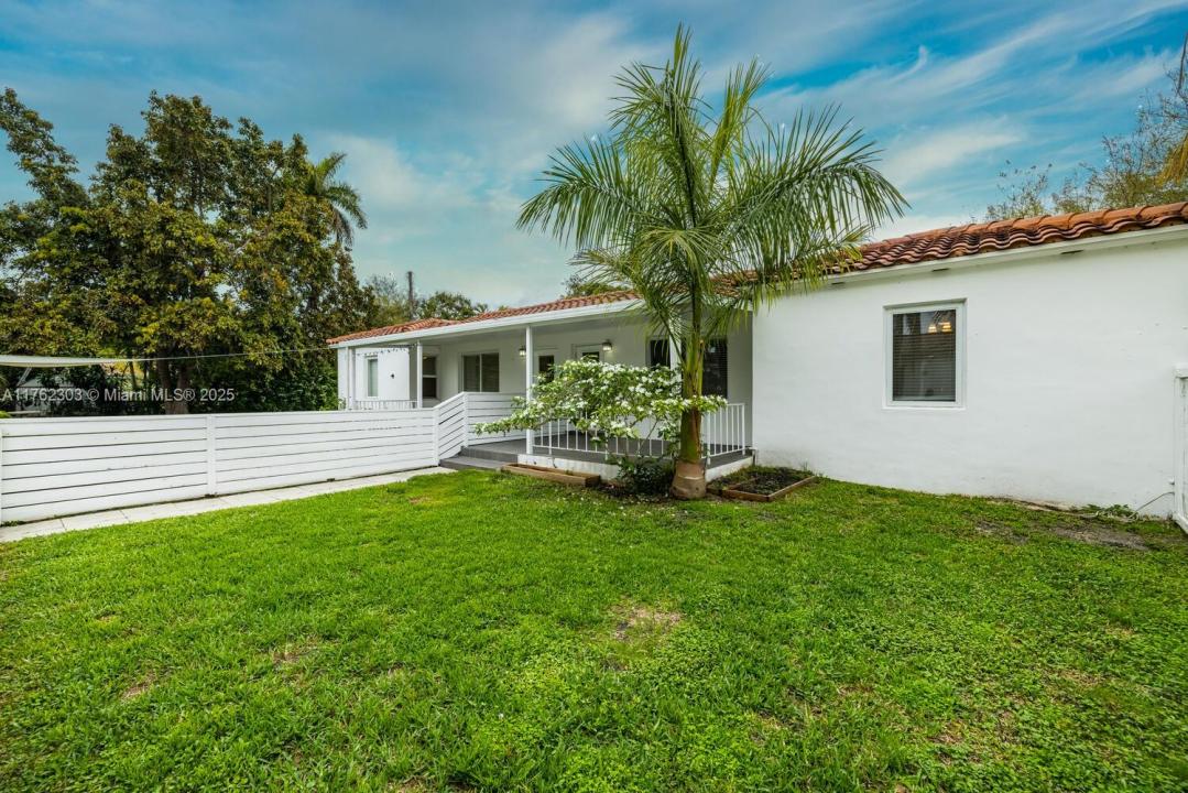 1029 NE 113 St South, Biscayne Park, Florida 33161, Amerika Birleşik Devletleri