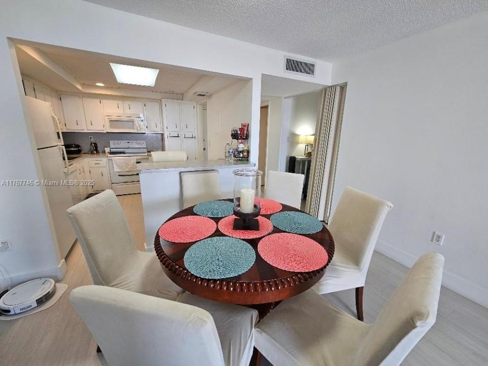 18031 Biscayne Blvd 603, Aventura, フロリダ 33160, アメリカ合衆国