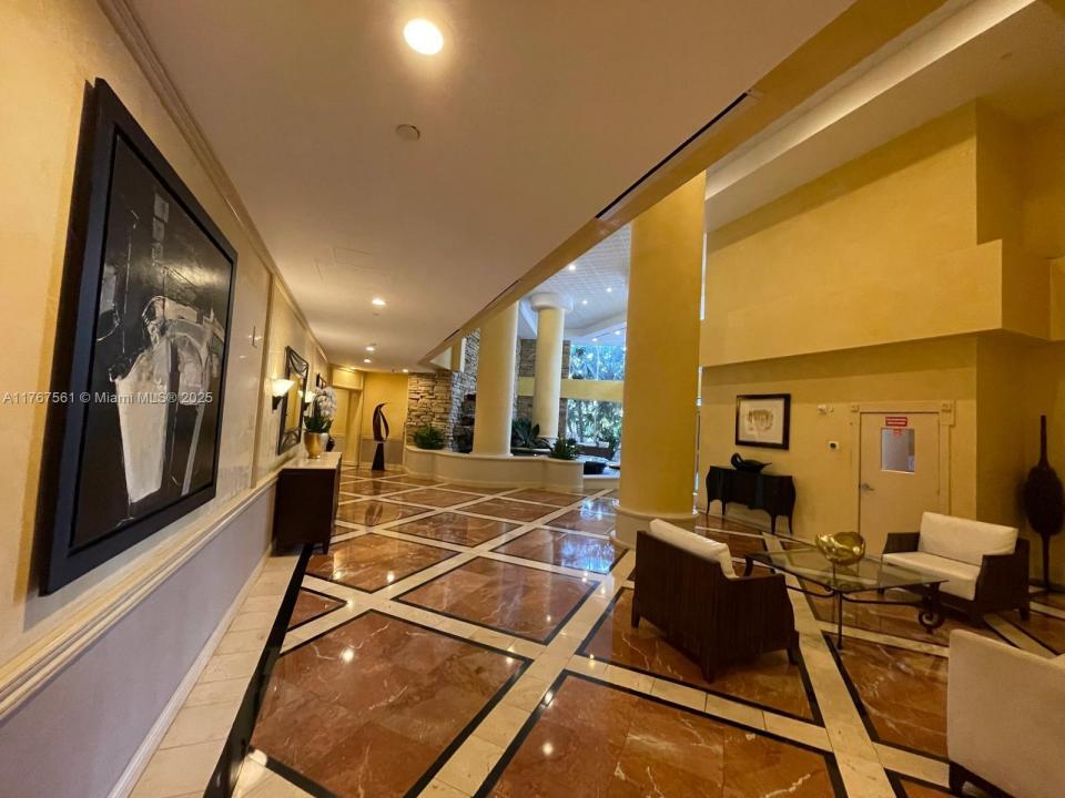 20281 E Country Club Dr 810, Aventura, 플로리다 33180, 미국