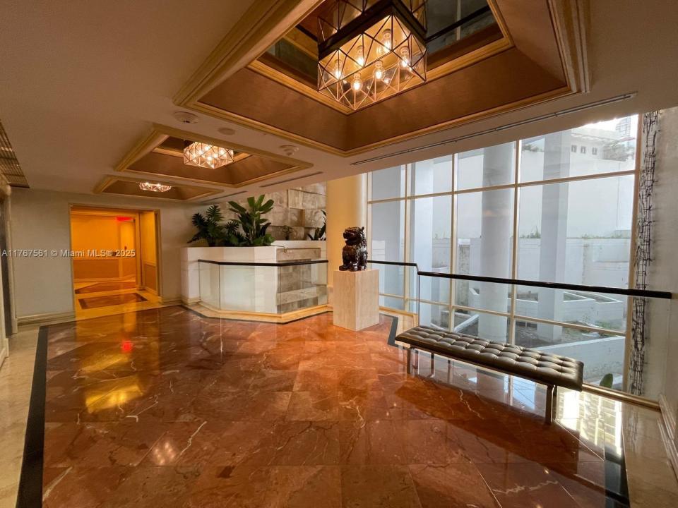 20281 E Country Club Dr 810, Aventura, 플로리다 33180, 미국