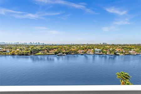 5600 Collins Ave 10J, Miami Beach, Florida 33140, USA