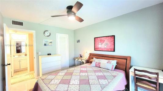 51 Markham C C, Deerfield Beach, Florida 33442, USA