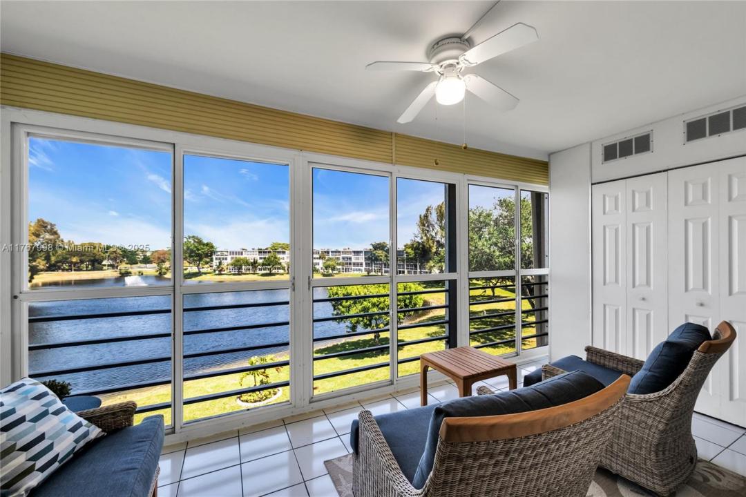 4032 Farnham O 4032, Deerfield Beach, Florida 33442