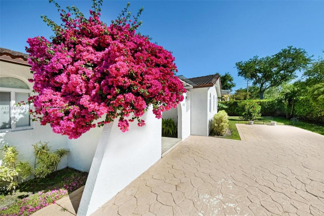 9310 Biscayne Blvd, Miami Shores, פלורידה 33138, ארצות הברית של אמריקה 
