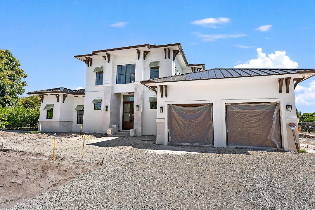 325 Fairway N, Tequesta Country Club, Tequesta, Florida 33469