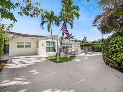 471 Mars Way, Juno Beach, Florida 33408