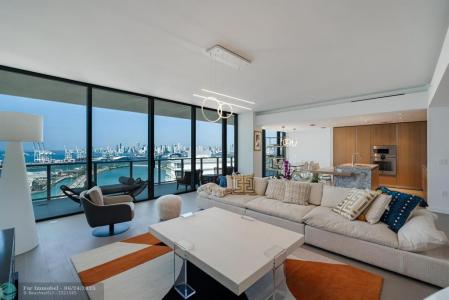 500 Alton 2702, Five Park Residence, Miami Beach, Florida 33139