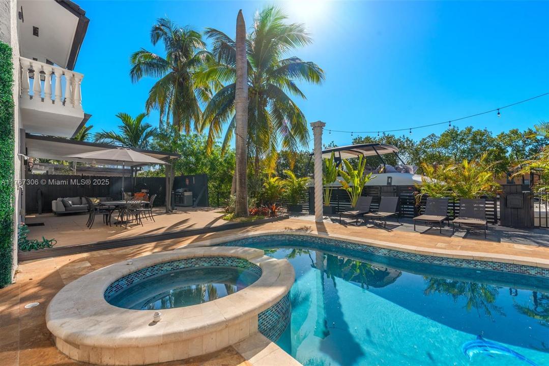 3400 NE 164th St, North Miami Beach, Florida 33160