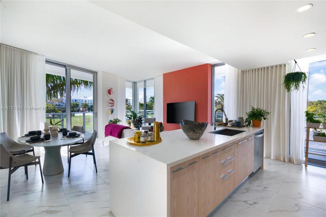 2000 Metropica Way 903, Sunrise, Florida 33323