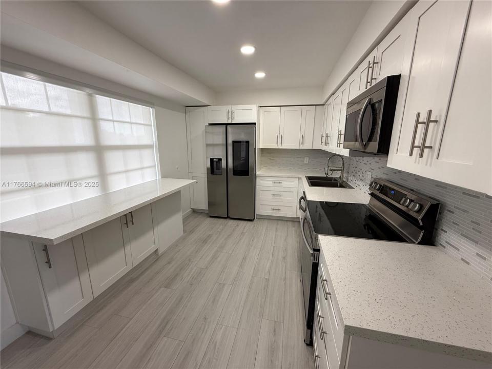 804 Cypress Blvd 407, Pompano Beach, Floride 33069, États-Unis