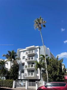 716 Michigan Ave 202, Miami Beach, Florida 33139, USA