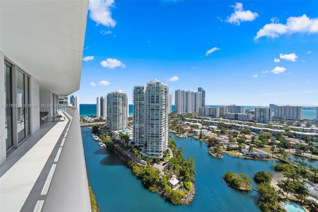 330 Sunny Isles Blvd 5-2204, Sunny Isles Beach, Florida 33160, USA