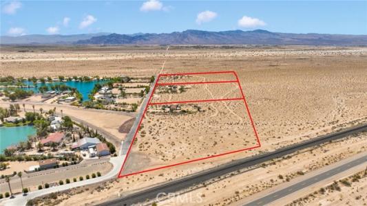 Coyote Lake Rd, Newberry Springs, Калифорния 92398, Соединенные Штаты