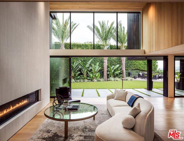 Summitridge Drive, Beverly Hills, California 90210