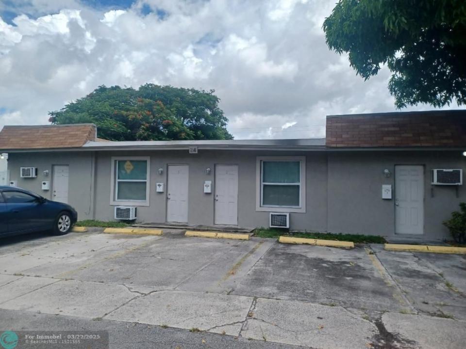 24 SW 13th St 1-5, Dania Beach, Floride 33004, États-Unis