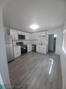 24 SW 13th St 1-5, Dania Beach, Floride 33004, États-Unis