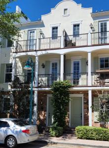 381 NE 2nd Avenue, Cannery Row, Delray Beach, פלורידה 33444, ארצות הברית של אמריקה 