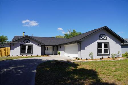 563 PRESQUE ISLE DR, Port Charlotte, Florida 33954, USA