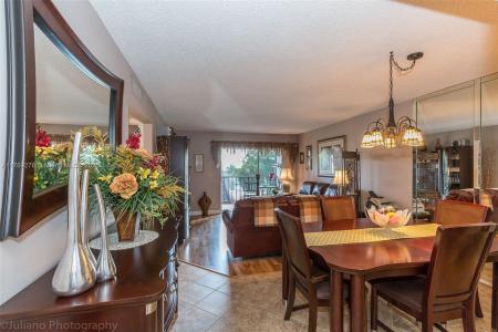 201 178th Dr 438, Sunny Isles Beach, Florida 33160, USA