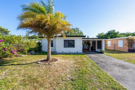 5844 Garfield St, Hollywood, Florida 33021, USA