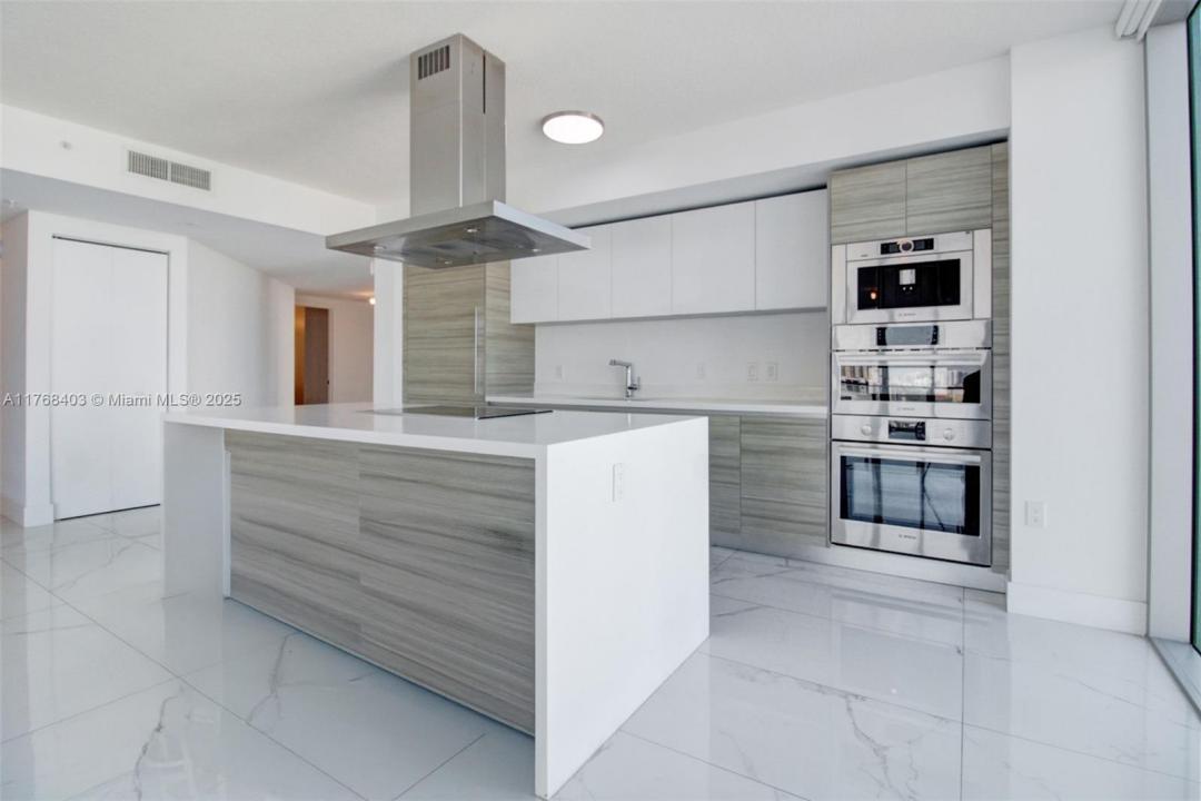 330 Sunny Isles Blvd 5-801, Sunny Isles Beach, Florida 33160