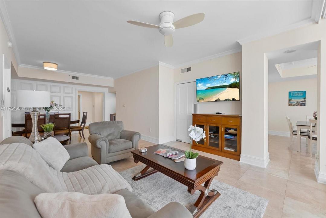 17875 Collins Ave 2702, Sunny Isles Beach, Florida 33160, USA