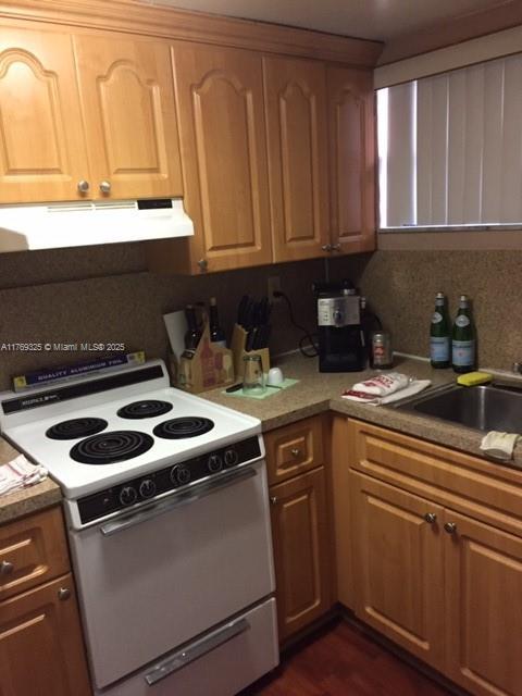 4021 Indian Creek Dr 2B, Miami Beach, Florida 33140, USA